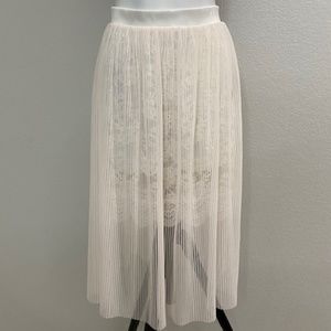 NWT Victoria's Secret Lace Skirt